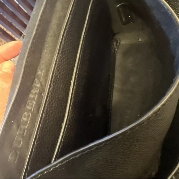 Burberry Leather Black Crossbody Bag - Picture 2 of 10